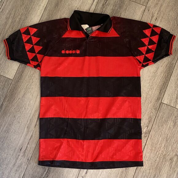Vintage 1990s Diadora Italy Football Soccer Template Shirt Jersey Red Size Small - Picture 1 of 6